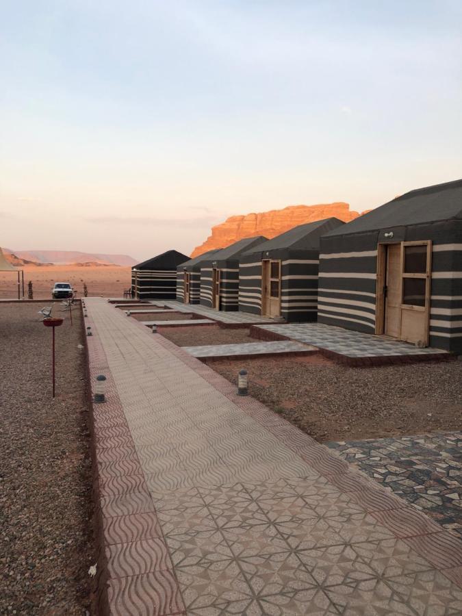 Flowers Rum Camp Wadi Rum Luaran gambar